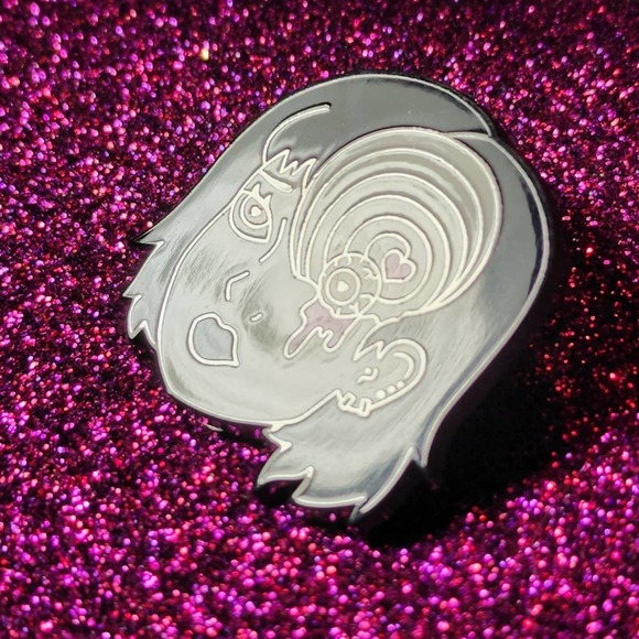 Junji Ito Uzumaki Japanese Horror Manga Enamel Pin - Picture 3 of 3